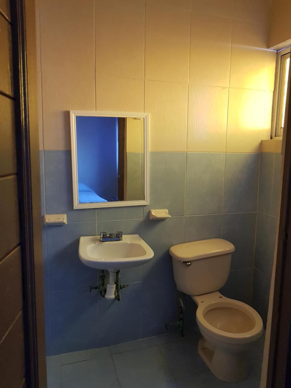 Hotel Avenida Тустла-Гутьеррес Экстерьер фото